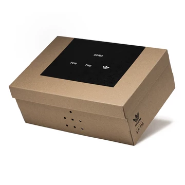 Song for the Mute x adidas Adistar Cushion Pack schräg von hinten Verpackung