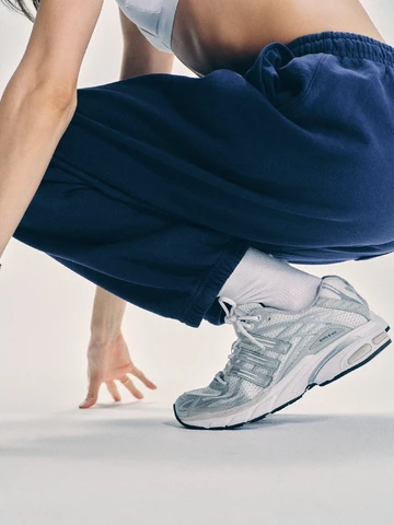 Sporty & Rich x adidas Adistar Cushion Grey One Details