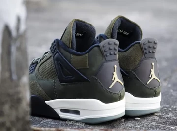 Jordan 4 Craft Medium Olive Motion Ferse