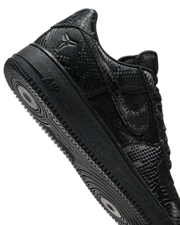Kobe Bryant x Nike Air Force 1 Low Black Sohle