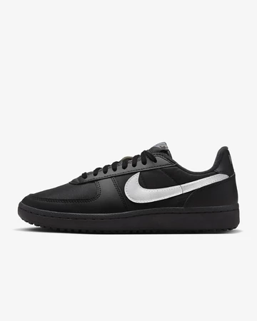 Nike Field General 82 Black schräg Außenseite