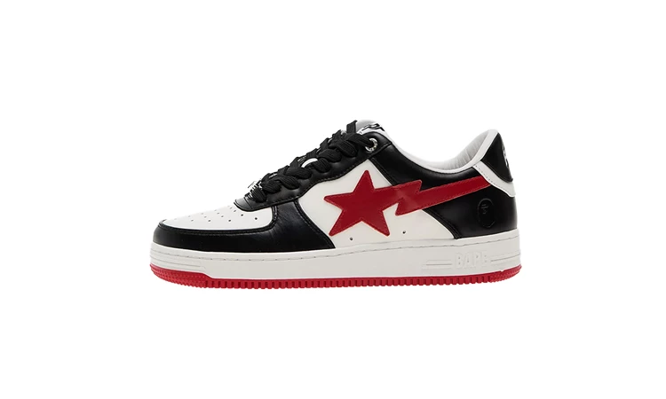 Der Bape Sta M2 Black Red von der Seite auf weißem Hintergrund