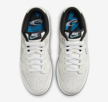Dunk Low Supersonic Paar von oben