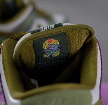 Alexis Sablone Nike SB Dunk Low Oil Green Detail Inlay