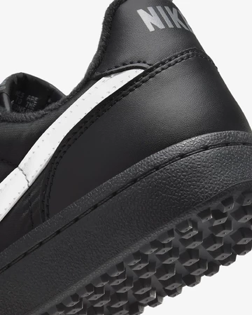 Nike Field General 82 Black schräg Detailbild
