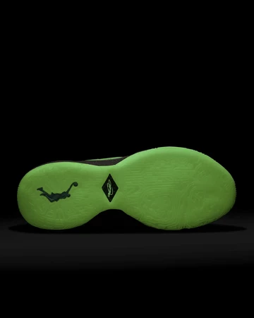 UNKNWN Nike LeBron 20 Message in a Bottle Sohle