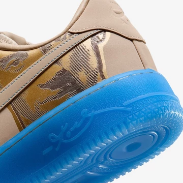 Kobe Bryant x Nike Air Force 1 Low Linen Sohle Details