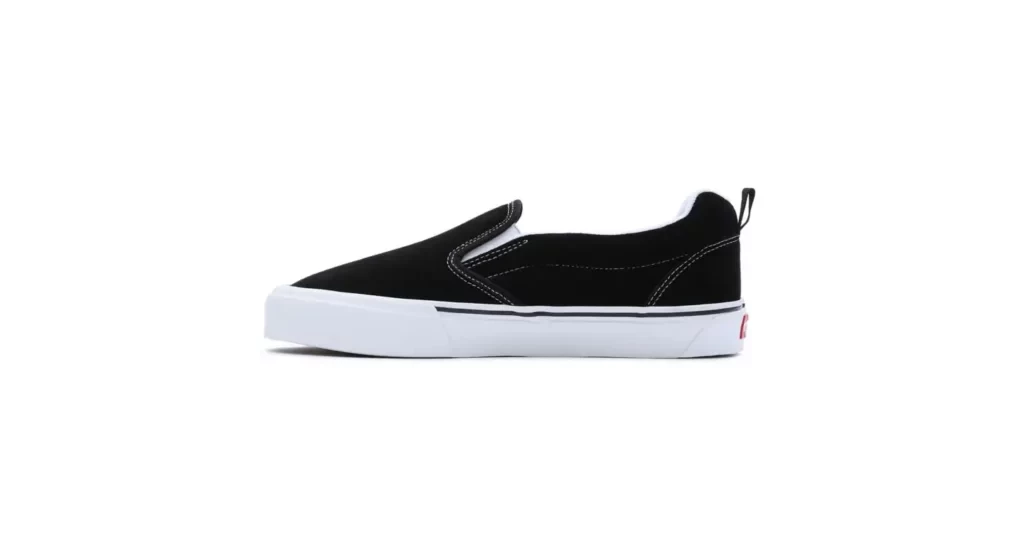 Vans Knu Slip On Black VN0009QD6BT | Dead Stock