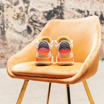 J Balvin Jordan 3 Medellin Sunset Paar Ferse