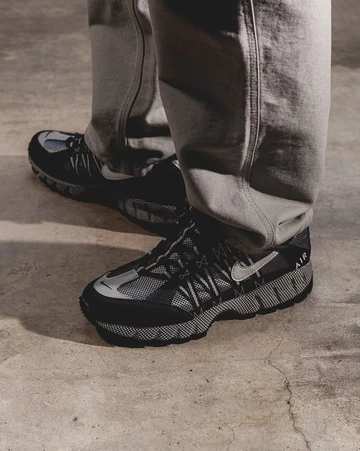 Nike Air Humara Black Metallic FJ7098-002 Releaseübersicht