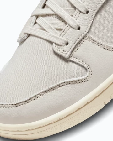 Dunk Low Premium Light Orewood Brown Detail Toebox