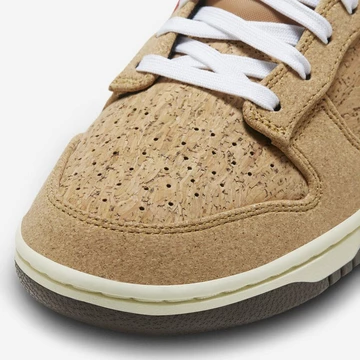 CLOT Nike Dunk Low Cork details toebox