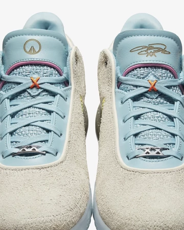 UNKNWN Nike LeBron 20 Message in a Bottle Detail von Oben