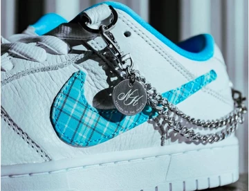 Nicole Hause x Nike SB Dunk Low Victory Of The People Upper Closeup Mood