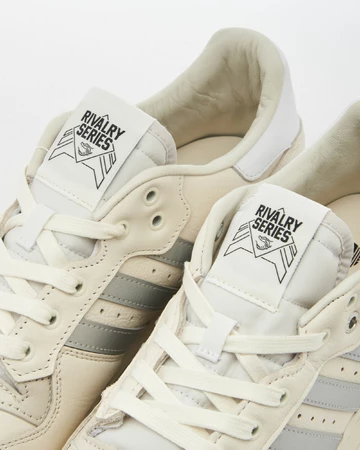 adidas Rivalry Consortium Low White Detail Zunge