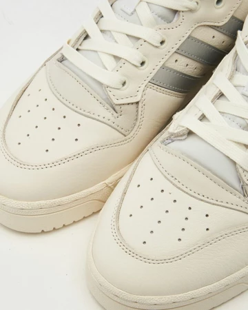 adidas Rivalry Consortium Low White Detail Toebox