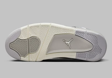 Jordan 4 Frozen Moments