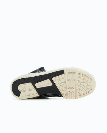 adidas Rivalry Consortium High Black Sohle