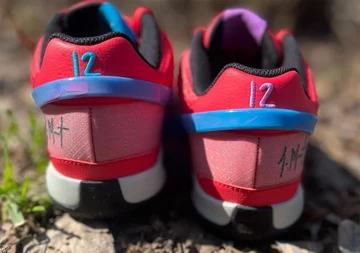 Nike Ja 1 Fuel von hinten