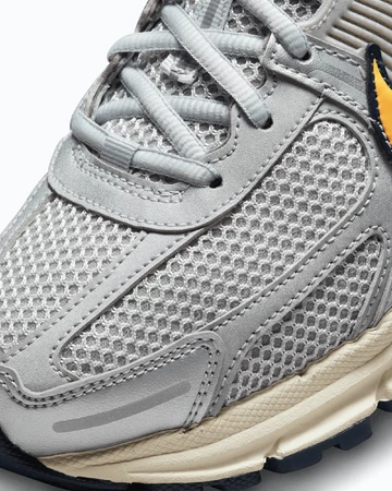 Nike Vomero 5 Platinum Laser Orange Detail Toebox