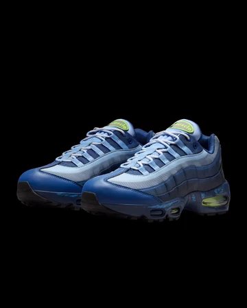 Yu-Gi-Oh! x Nike Air Max Muscle 95 Psychic Blue Paar seitlich