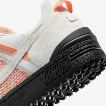 Union LA Nike Field General SP Bright Mandarin Detail Ferse