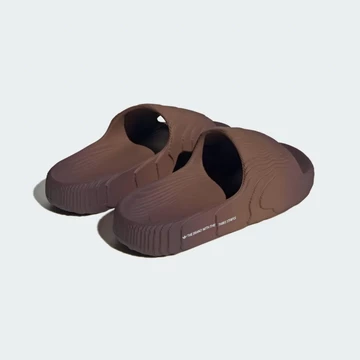 adidas adilette 22 Shadow Brown paar von Hinten