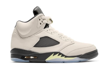 Jordan 5 Retro Luminous Green Außenseite 2