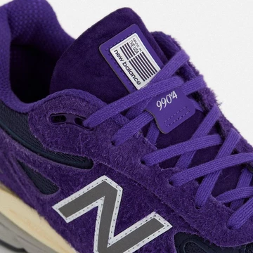 Teddy Santis New Balance 990v4 Purple Suede - detail