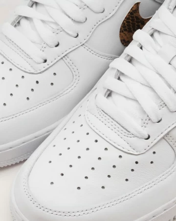 Air Force 1 Ivory Snake Paar Detail
