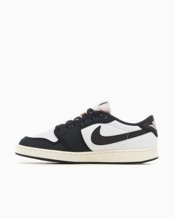 Jordan 1 AJKO Low Panda seitenansicht innen