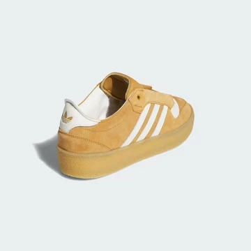 adidas Rivaly Crepe Mesa schräg von hinten