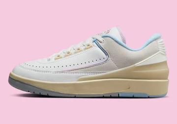 Jordan 2 Low look Up In The Air