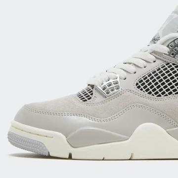 Jordan 4 Frozen Moments Detail vorderer Teil