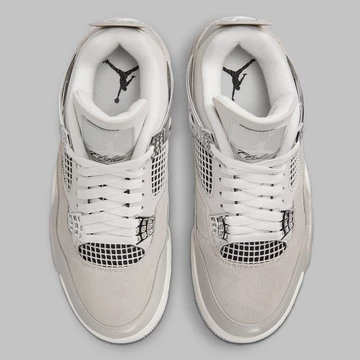 Jordan 4 Frozen Moments