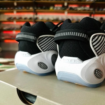 NOCTA Nike Glide Black White - Ferse