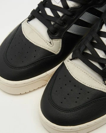 adidas Rivalry Consortium Low Black Detail Toebox