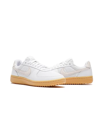 Nike Field General 82 SP White Gum schräg