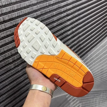 Air Max 1 Rugged Orange