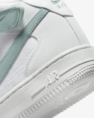 Air Force 1 Mid Jade Ice Detail Ferse