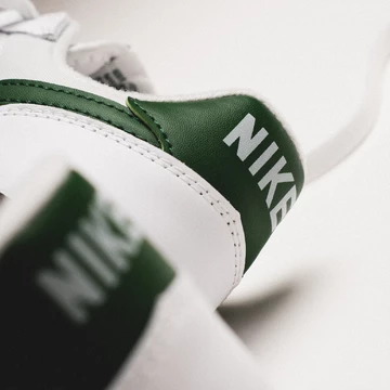 Nike Field General Gorge Green Detailbild