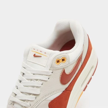 Air Max 1 Rugged Orange Details zunge