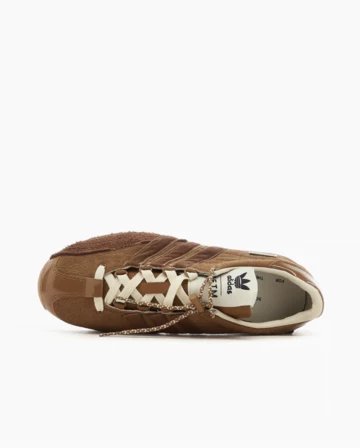 Song for the Mute x adidas Country Autumn Pack von oben