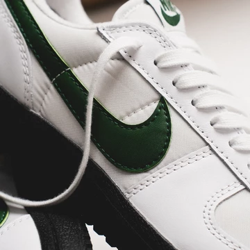 Nike Field General Gorge Green Detailbild