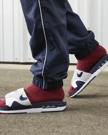 Nike Air Max 1 Slide Obsidian On Feet Detail