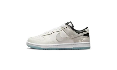 Dunk Low Supersonic