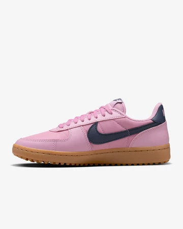 Nike Field General 82 Elemental Pink von hinten