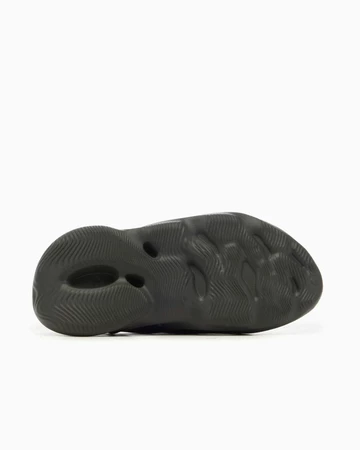 adidas Yeezy Foam Runner Carbon