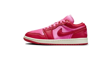 Jordan 1 Low Pink Blast