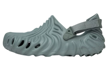 Salehe Bembury x Crocs Pollex Clog Manta Außenseite 2